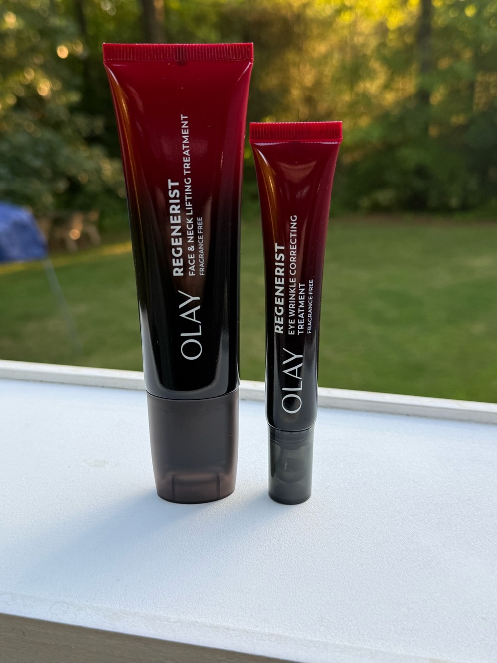 LOT OF OLAY REGENERIST TREATMENTS: FACE & NECK/EYE WRINKLE